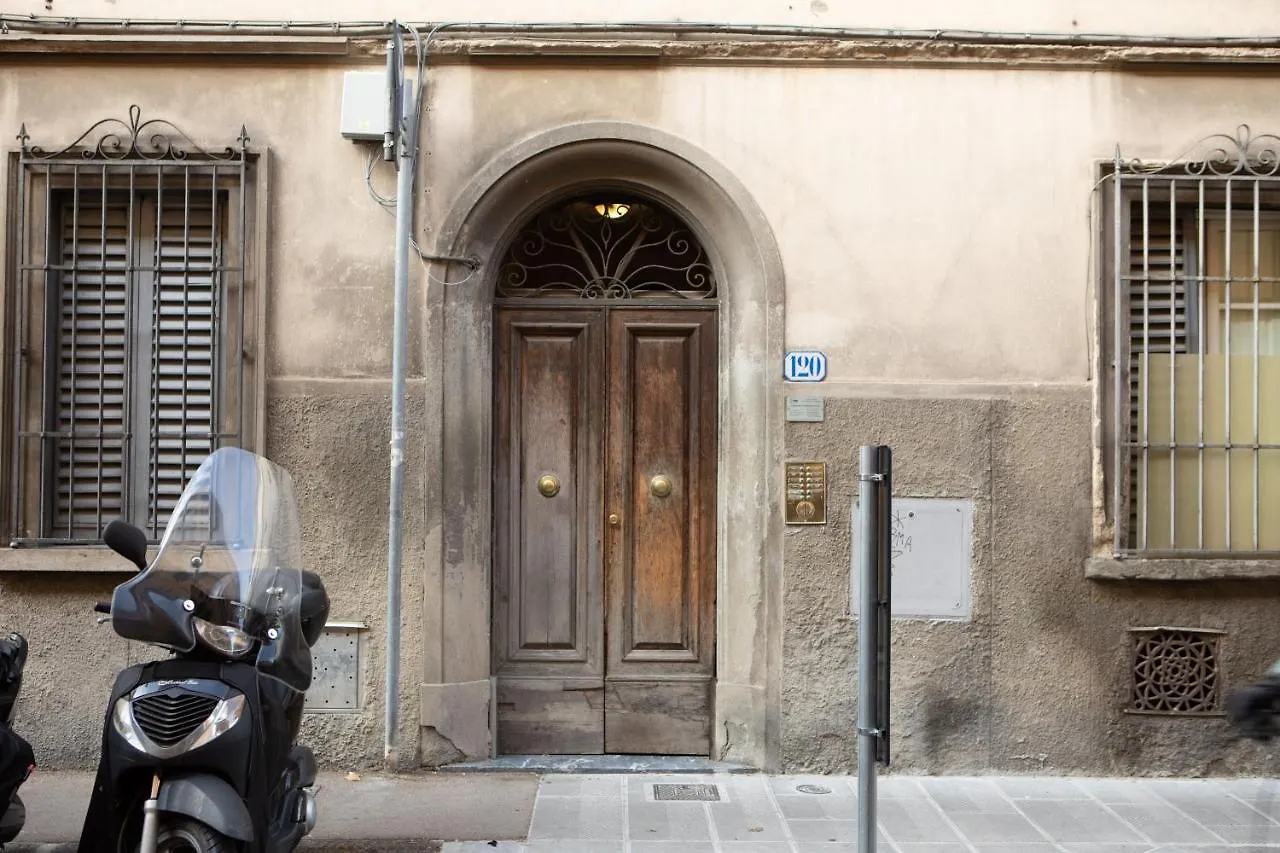 Oltrarno Garden Apartment Florence 0*,  Italy