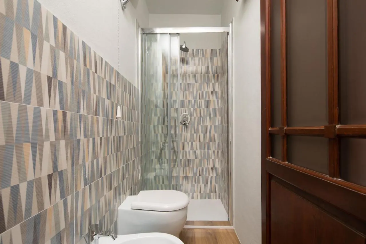 Oltrarno Garden Apartment Florence
