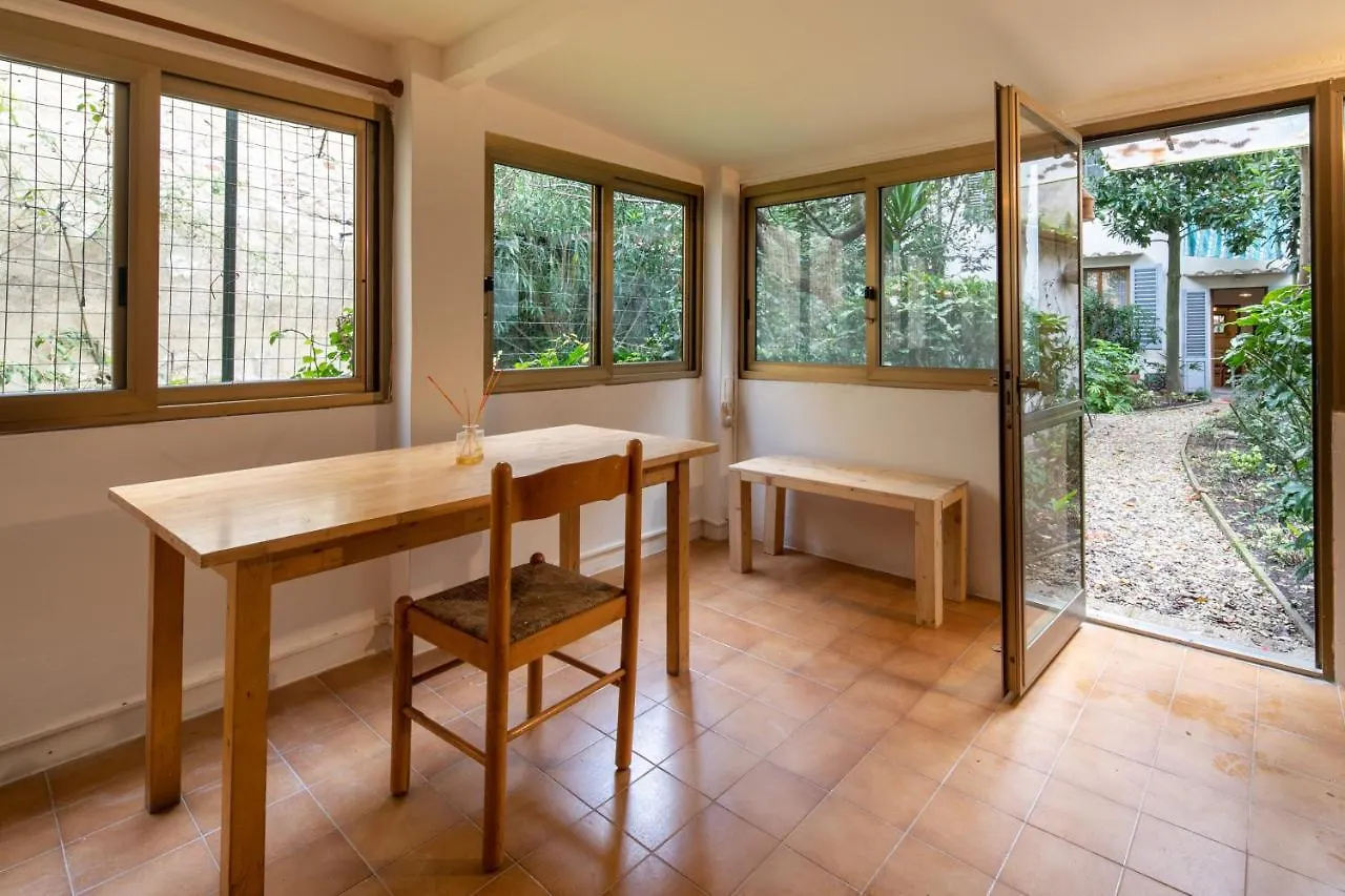 Oltrarno Garden Apartment Florence Italy